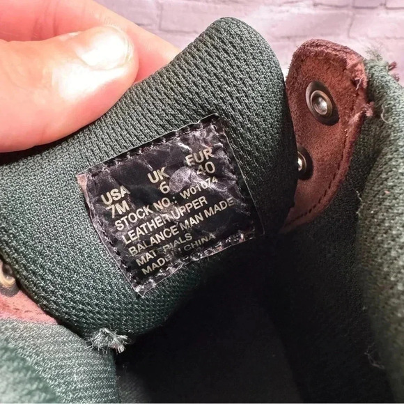 Wolverine Men’s Brown Leather 6” Work Boots size 7M - Picture 4 of 10